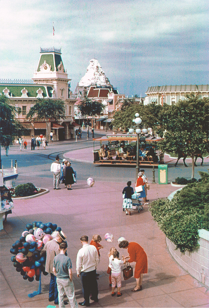 Main Street, U.S.A - Vintage Disneyland Photos from the 50s