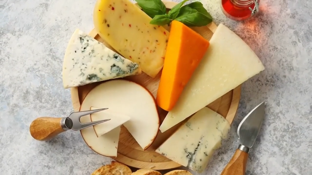 Cheese -  Foods to Eat On A Keto